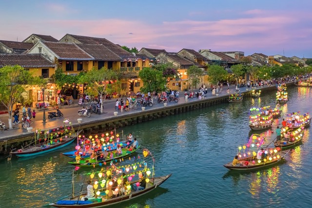 24 năm Ngày đô thị cổ Hội An được Unesco công nhận Di sản văn hóa thế giới và 06 năm nghệ thuật Bài chòi trung bộ Việt Nam được Unesco ghi danh di sản văn hóa phi vật thể