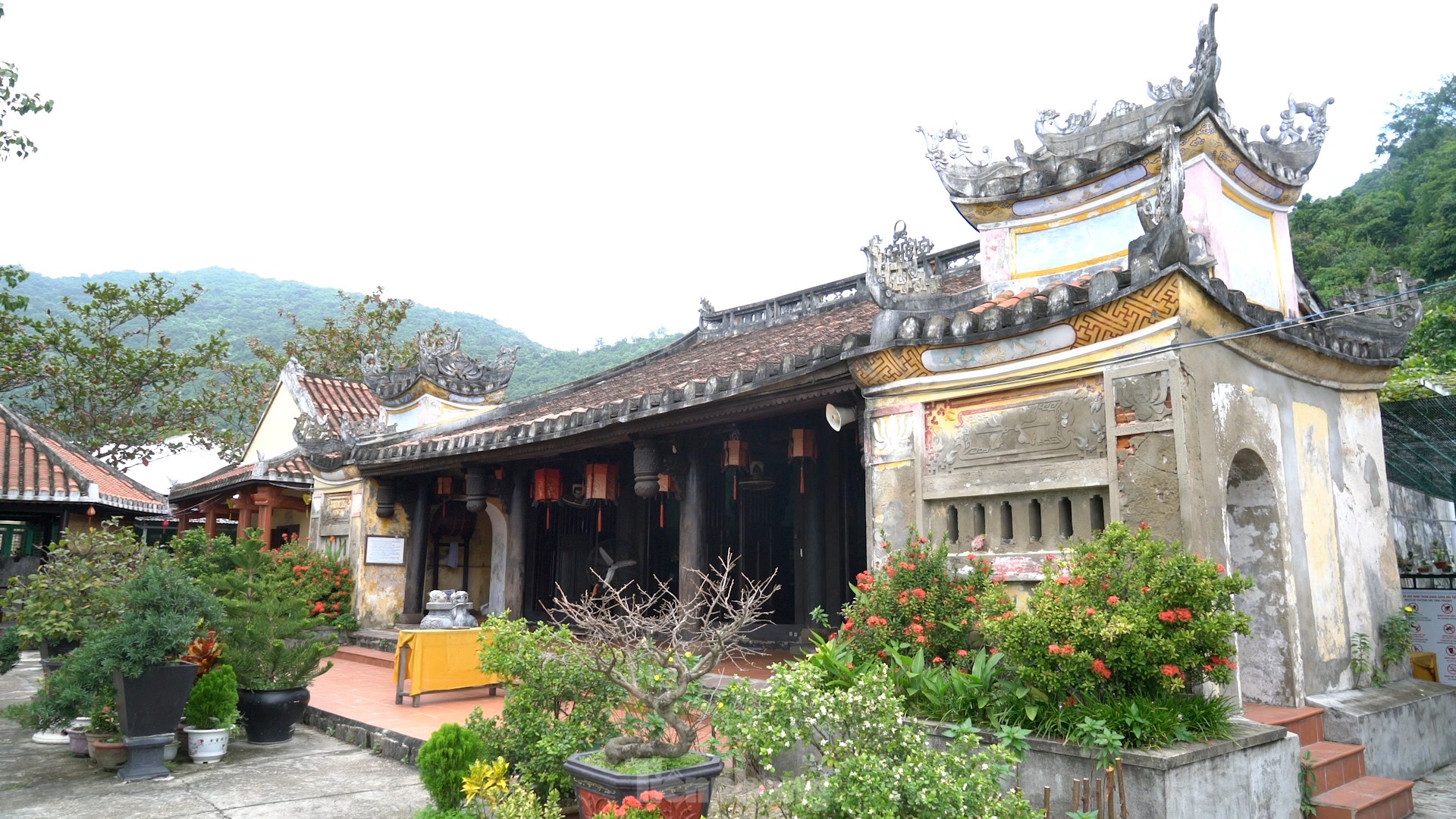 Chùa Hải Tạng - ngôi cổ tự linh thiêng gần 300 năm tuổi, điểm đến tâm linh ấn tượng với '4 không'