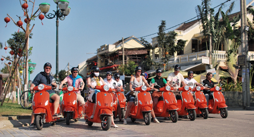 Nửa ngày khám phá vùng nông thôn Hội An bằng xe máy điện 
