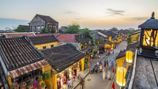 Hoi An ancient town is in the top 10 most beautiful tourist destinations without cars in the world