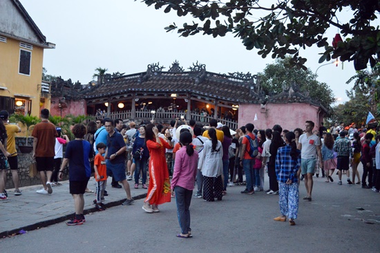 Gần 200 nghìn lượt khách tham quan du lịch Quảng Nam dịp lễ